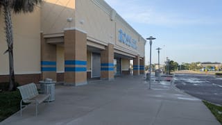Clean walkway in front of Ross Dress for Less at Hammock Landing shopping plaza in Palm Bay, FL